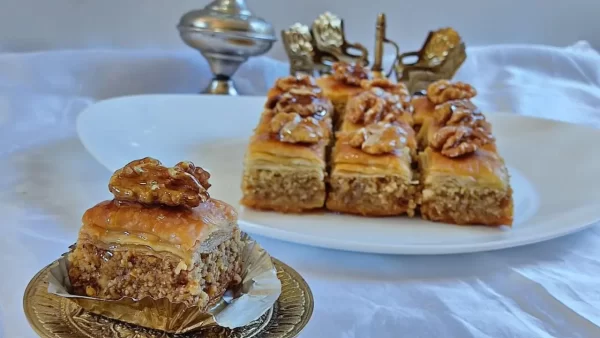 Baklava - Walnut - Image 2